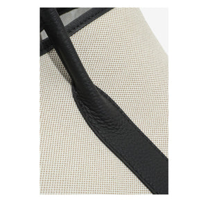 Canvas & Leather Day Tote – Structured Yet Soft Carry for Everyday Flow - Thestillmoving.com