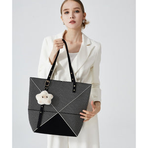 Foldable Tote in Woven Texture Lightweight Carry Bag - Thestillmoving.com