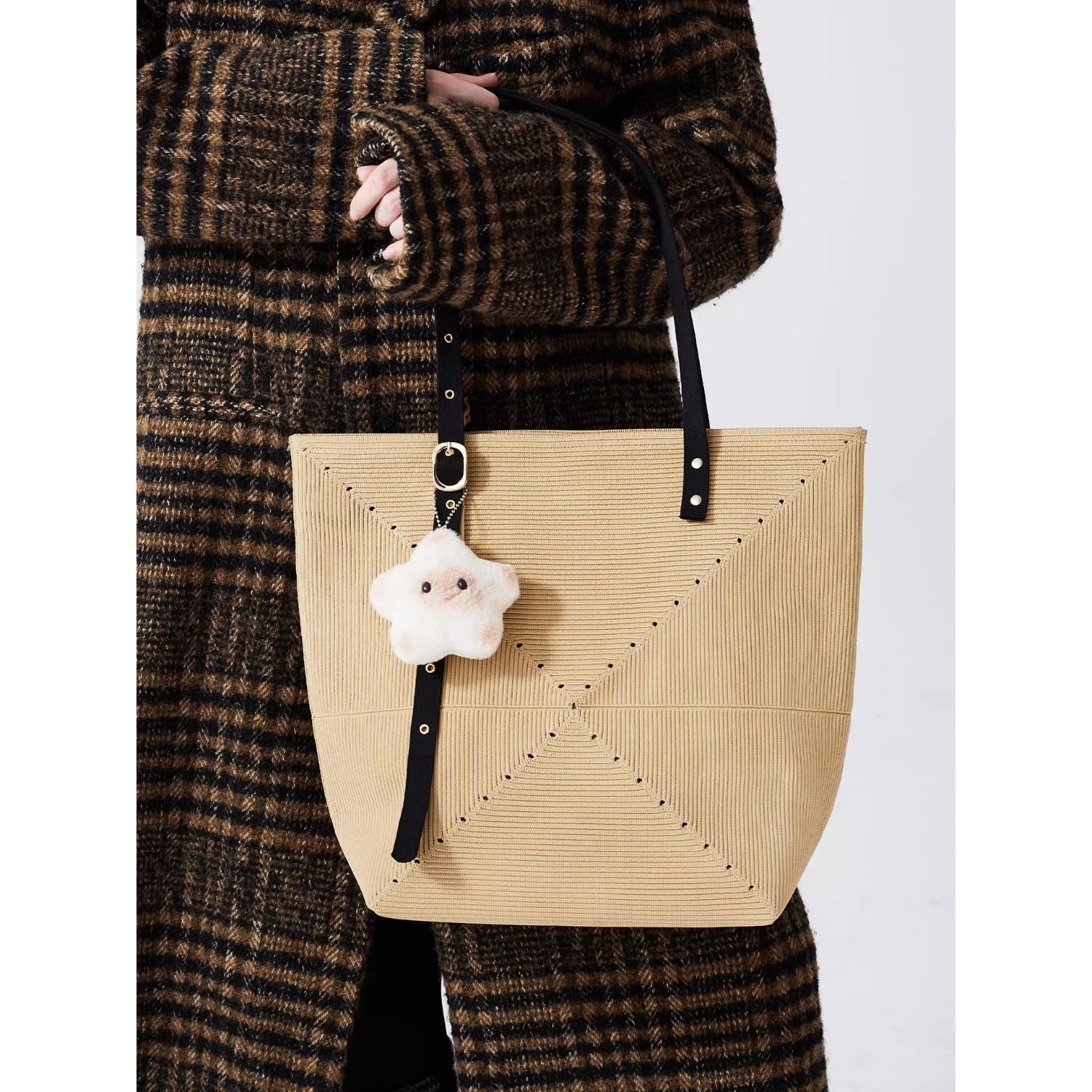 Foldable Tote in Woven Texture Lightweight Carry Bag - Thestillmoving.com