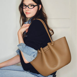 Knotted Bloom Tote - Thestillmoving.com