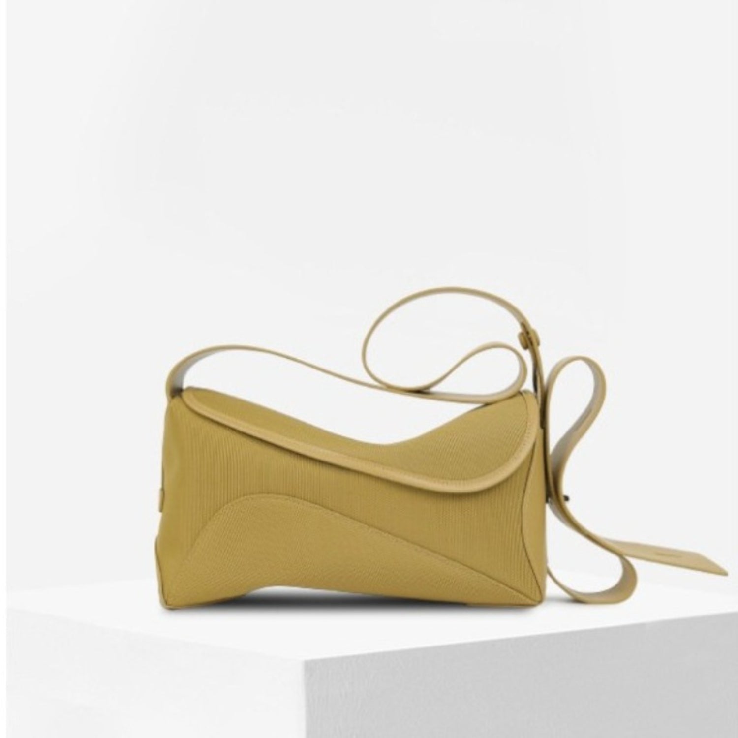 Lightweight Nylon Pillow Crossbody, Minimalist Carry Everyday Crossbody Bag - Thestillmoving.com