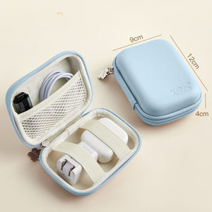 Minimalist Compact Tech Pouch for Women - Thestillmoving.com