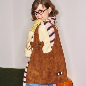 Oversized Triangle Day Tote - Thestillmoving.com