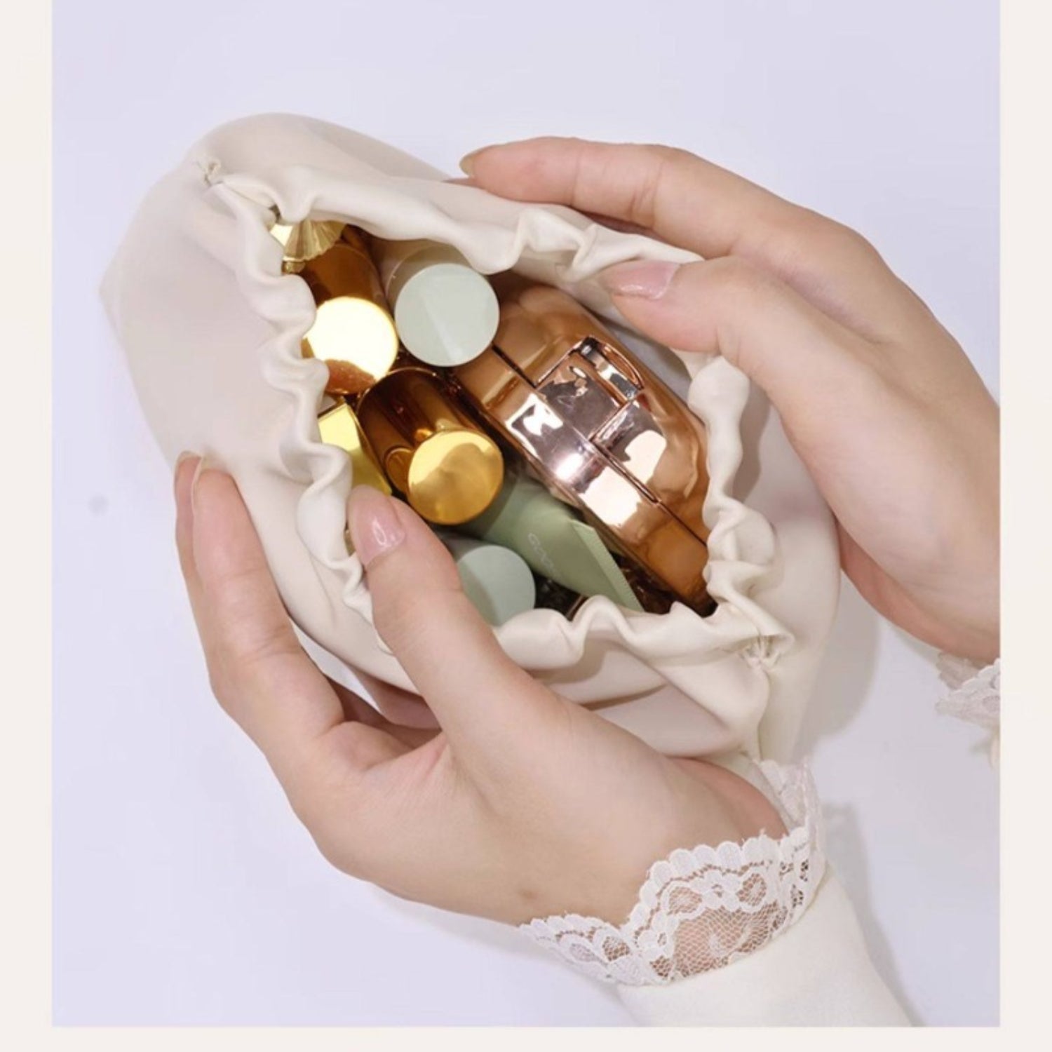 Soft Magnetic - Closure Personal Pouch - Thestillmoving.com