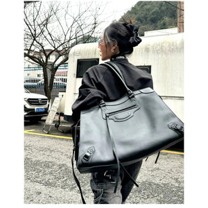 Structured City Day Tote for Everyday Transitions - Thestillmoving.com