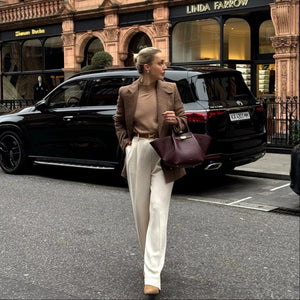 Structured Minimal Day Tote - Thestillmoving.com