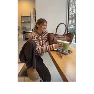 Structured Minimal Day Tote - Thestillmoving.com