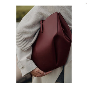 Wing - Shape Soft Carry Tote – Lightweight Daily Companion for City Life - Thestillmoving.com