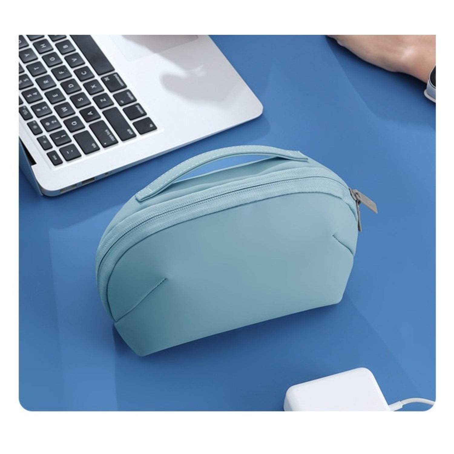 180° Lay - Flat Open - Top Tech Pouch - Thestillmoving.com