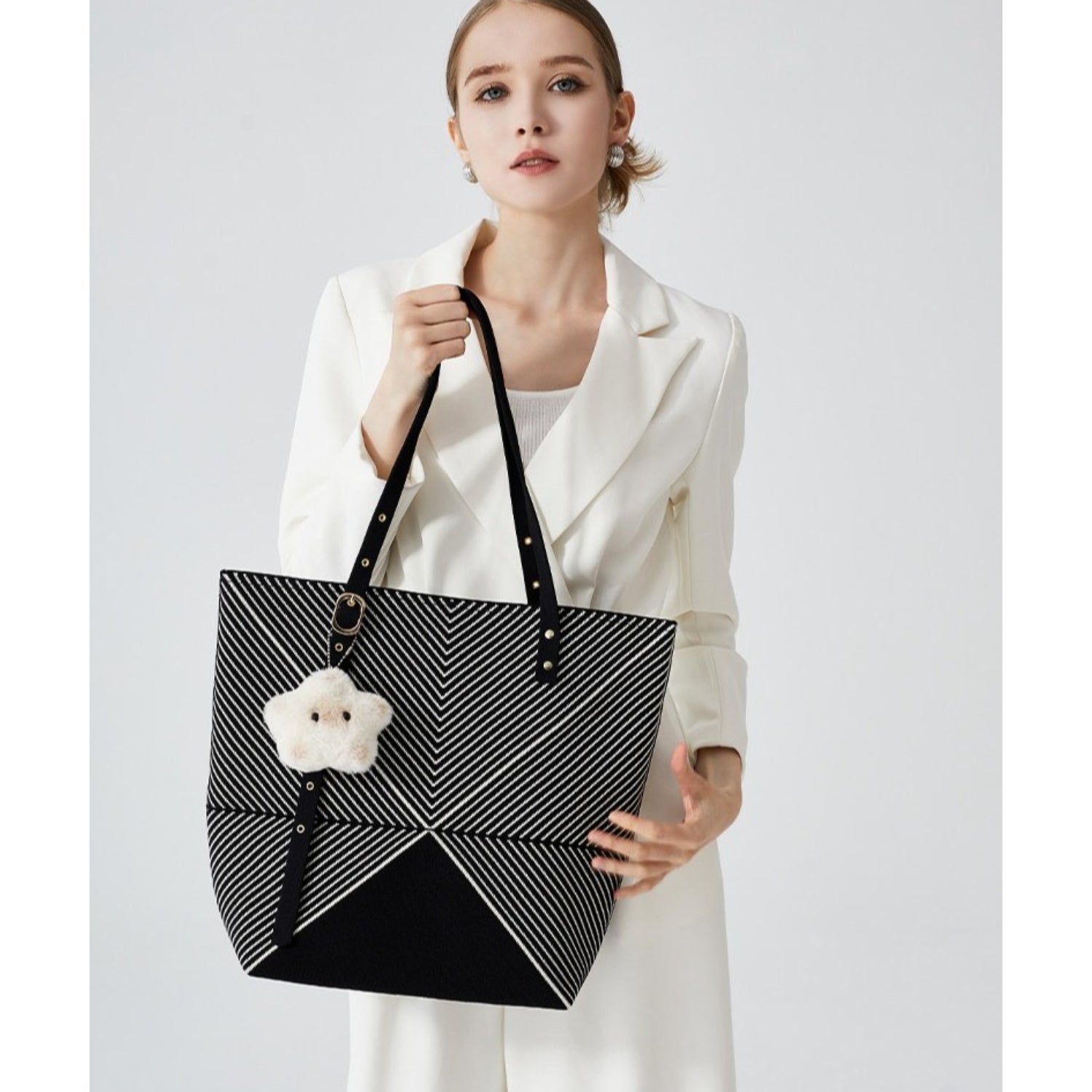 Foldable Tote in Woven Texture Lightweight Carry Bag - Thestillmoving.com