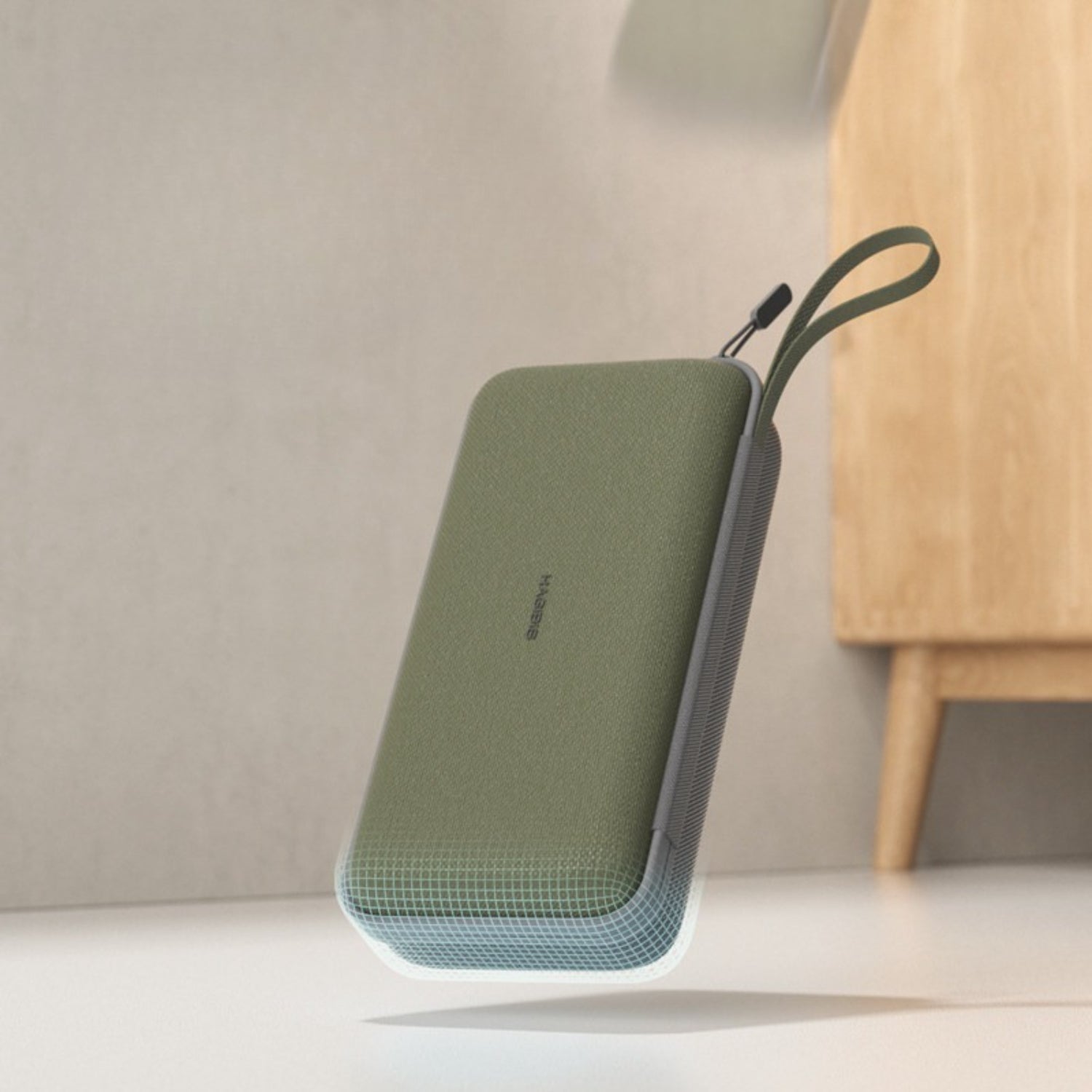 Hard - Shell Structured Tech Pouch - Thestillmoving.com