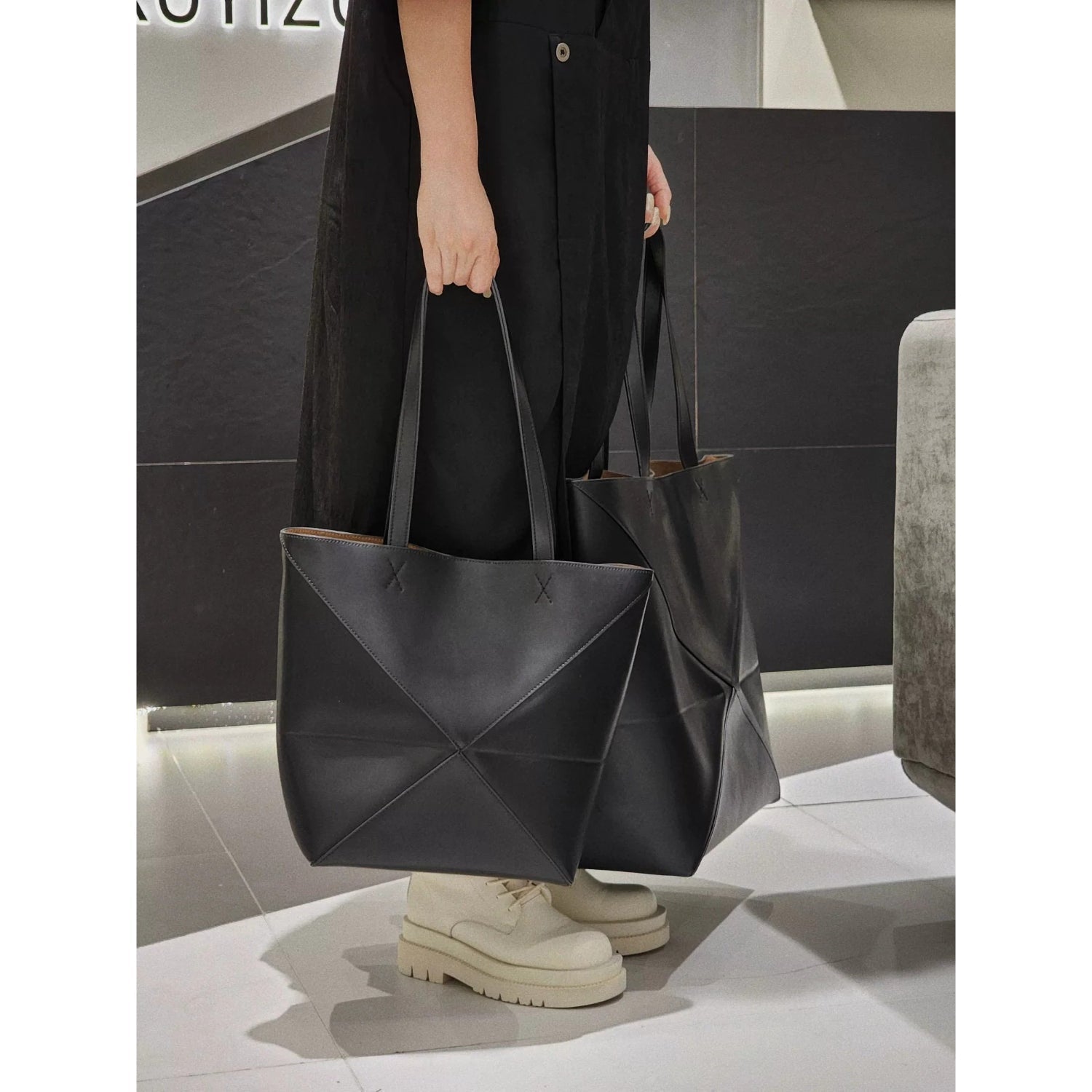 Light Leather Foldable Carry Bag - Thestillmoving.com