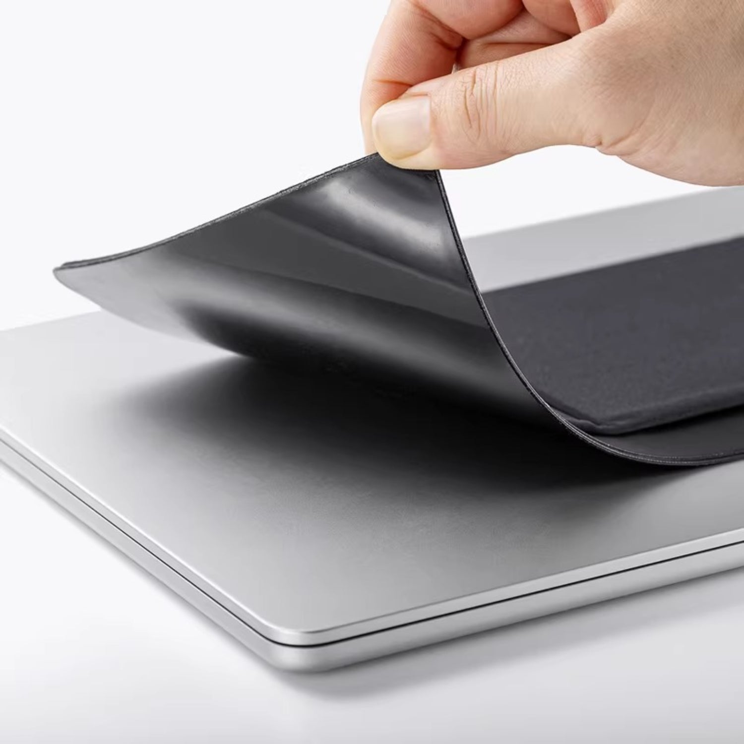 Minimalist Adhesive Slim Tech Pouch - Thestillmoving.com