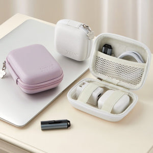 Minimalist Compact Tech Pouch for Women - Thestillmoving.com