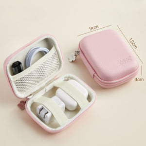 Minimalist Compact Tech Pouch for Women - Thestillmoving.com