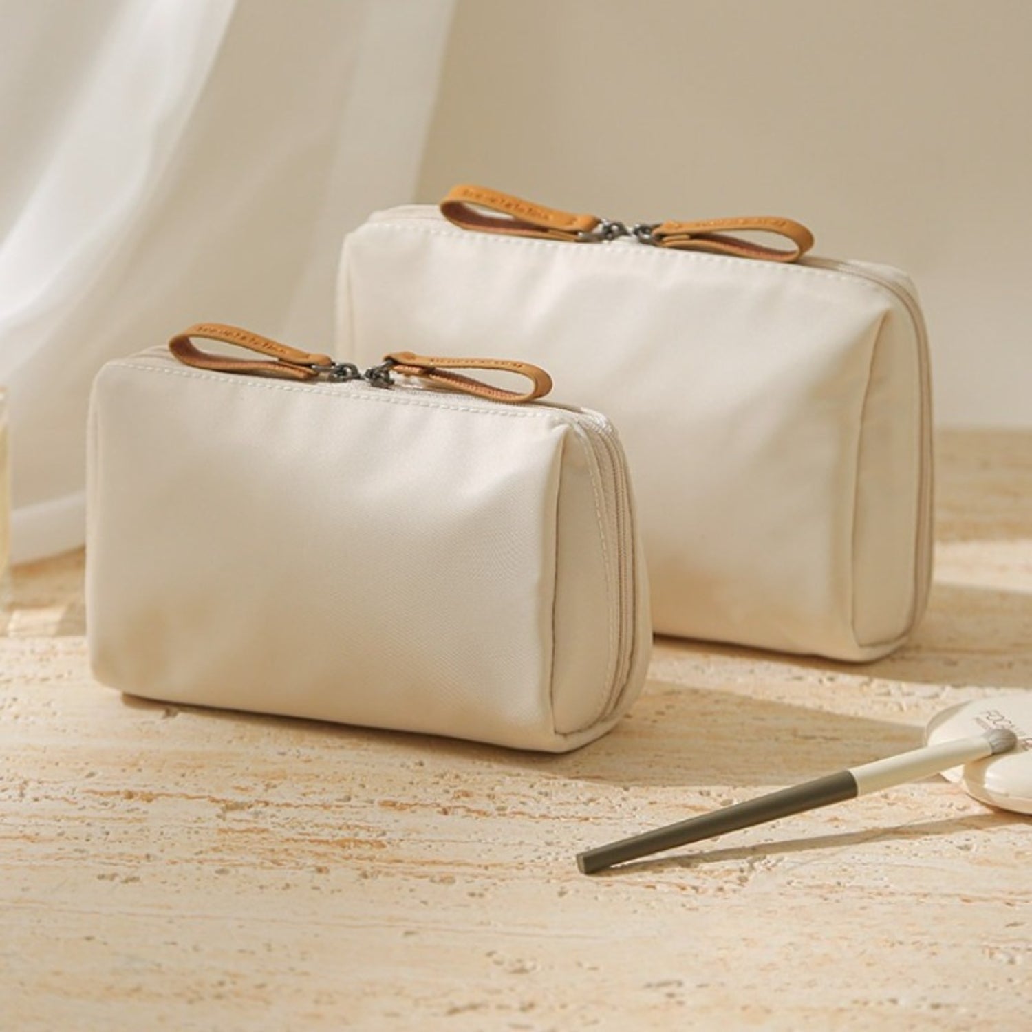 Minimalist Cosmetic Personal Pouch - Thestillmoving.com