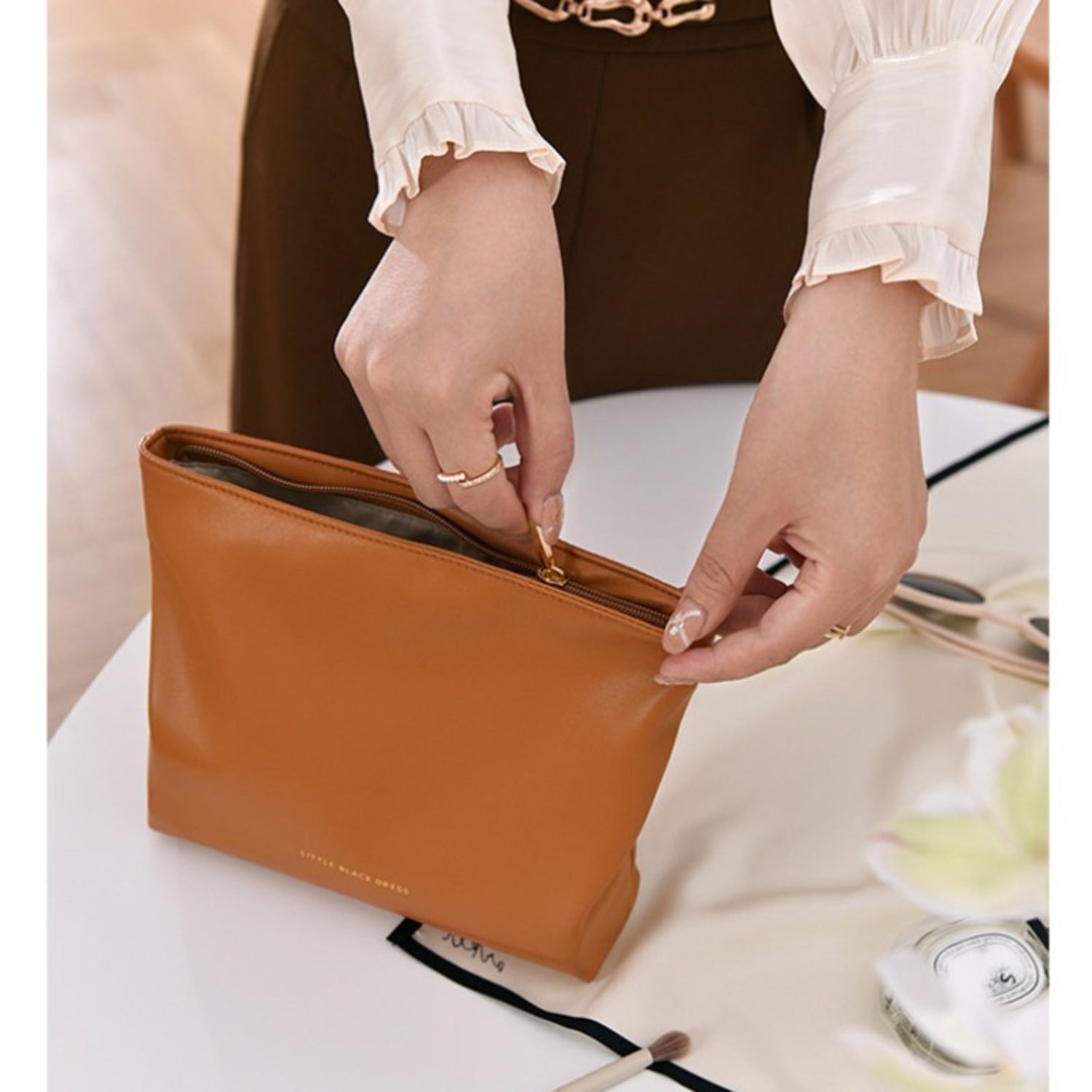Minimalist Cosmetic Soft PU Personal Pouch - Thestillmoving.com