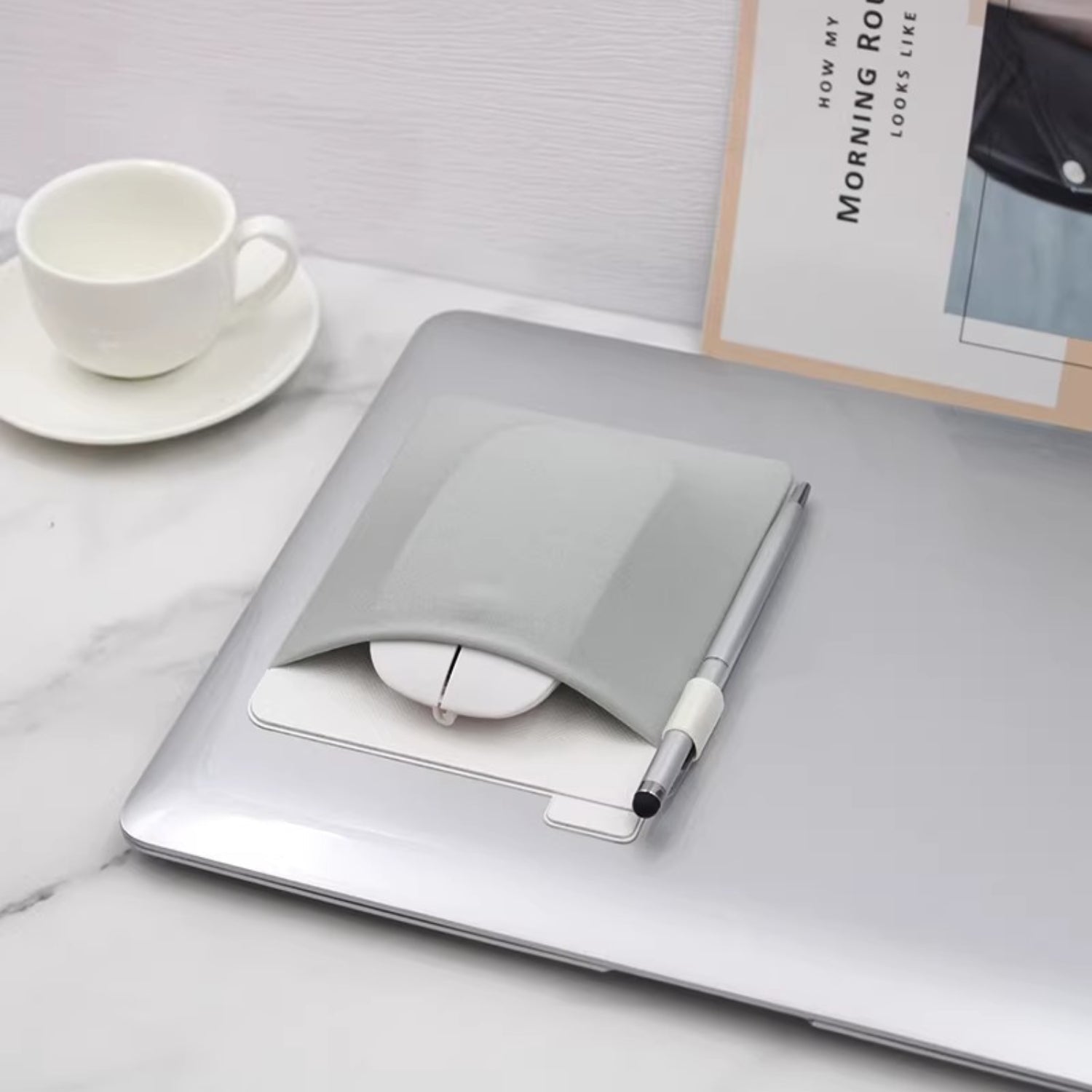 Minimalist Mini Adhesive Digital Tech Pouch - Thestillmoving.com