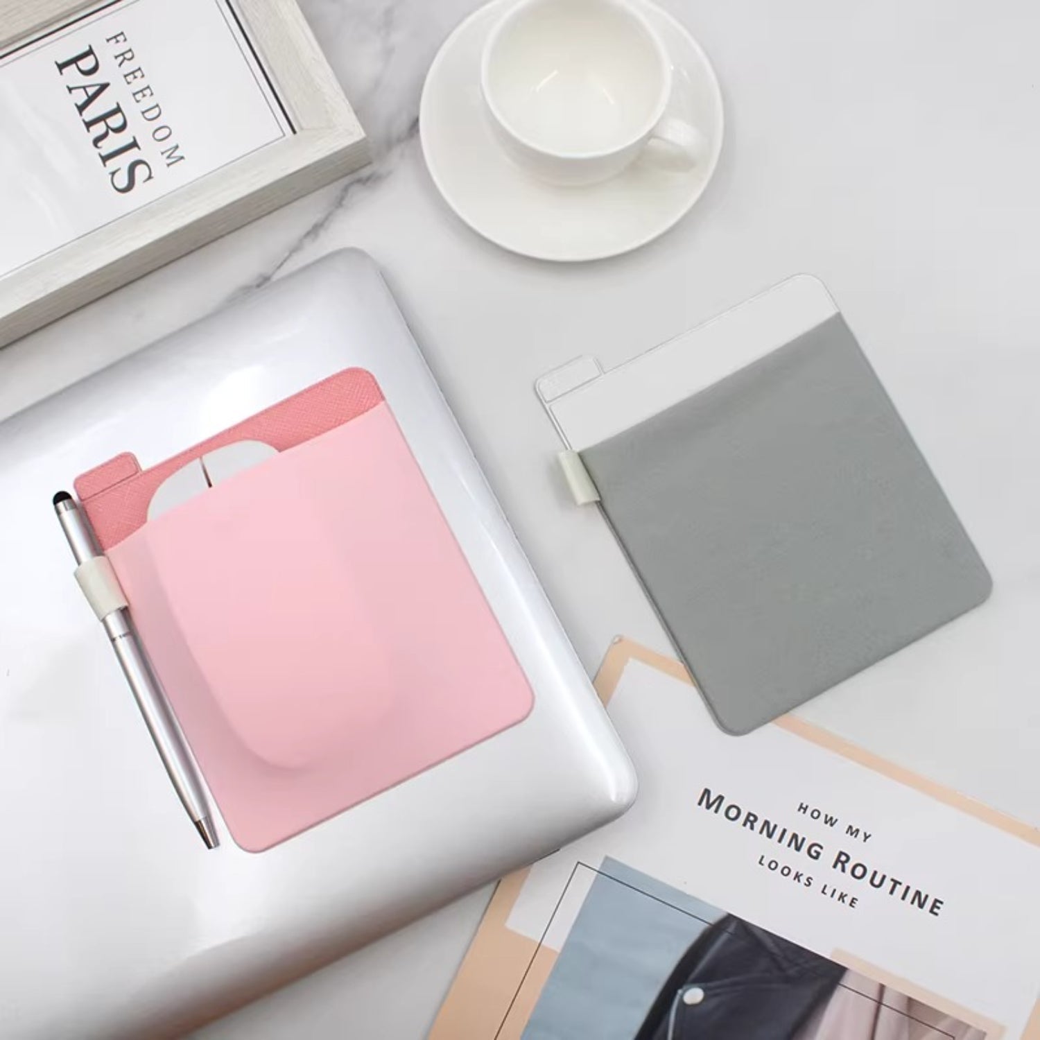 Minimalist Mini Adhesive Digital Tech Pouch - Thestillmoving.com