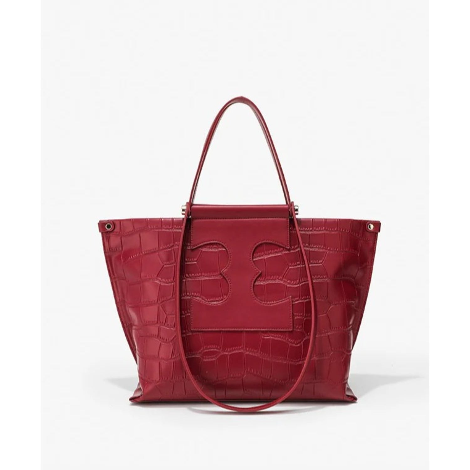 Structured Yet Soft Minimal Leather Day Tote - Thestillmoving.com